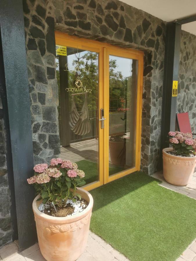 Illaberek Turistaház Sukoró Exterior foto