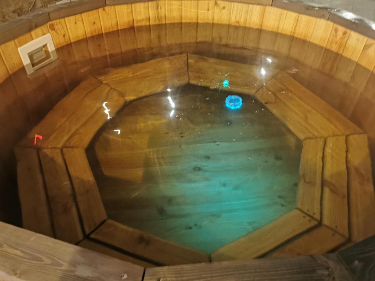 Illaberek Turistaház Sukoró Exterior foto