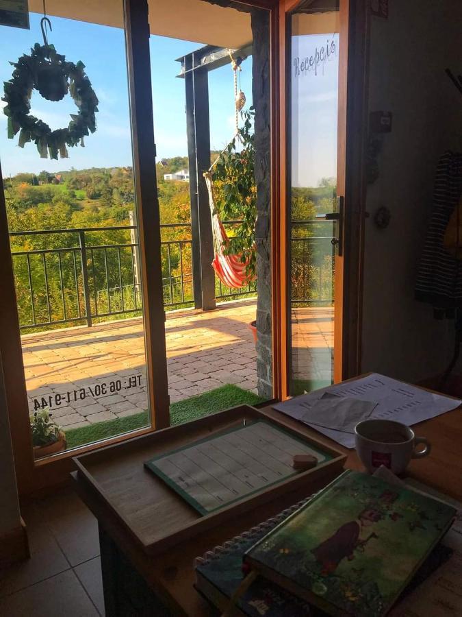 Illaberek Turistaház Sukoró Exterior foto